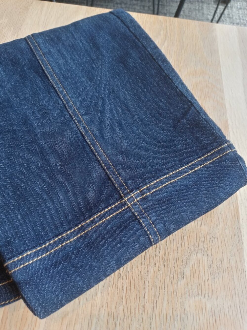 CINQ A SEPT mid rise flared jeans seamed (sz2) - Picture 16 of 16